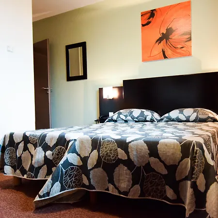 Residhotel Lyon Lamartine 3*