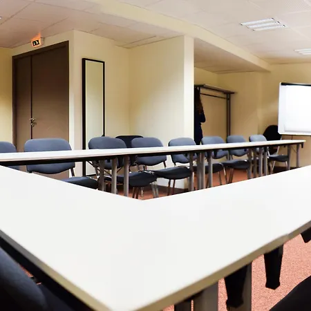 Residhotel Lyon Lamartine 3* Тассин-Ла-Деми-Луне