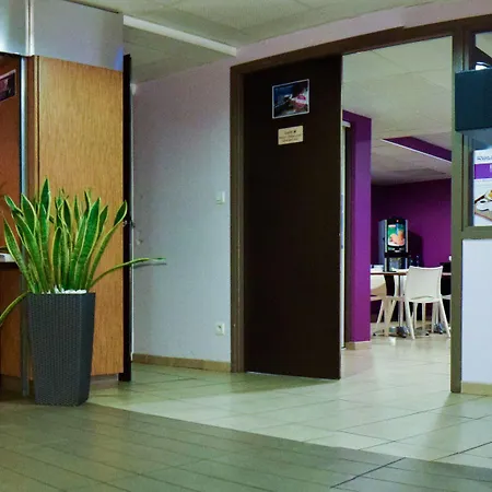 Residhotel Lyon Lamartine 3* Тассин-Ла-Деми-Луне