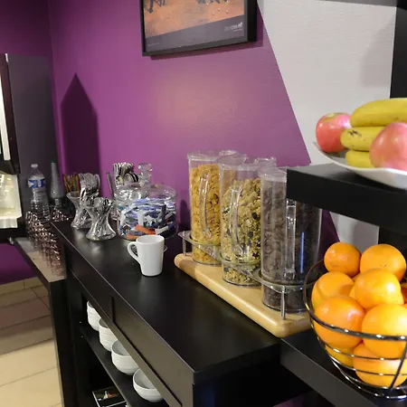 Residhotel Lyon Lamartine 3* Тассин-Ла-Деми-Луне