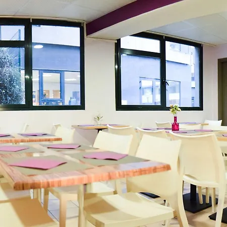 Апарт-отель Residhotel Lyon Lamartine