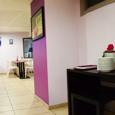 Residhotel Lyon Lamartine Апарт-отель 3*