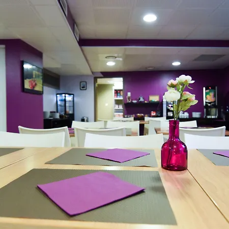 Residhotel Lyon Lamartine Апарт-отель 3*