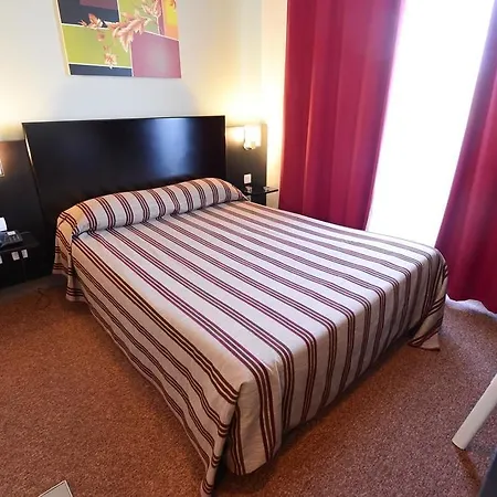 Апарт-отель Residhotel Lyon Lamartine