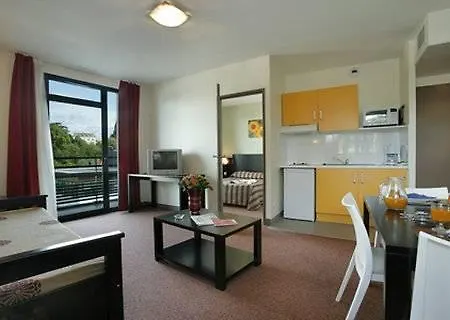 Residhotel Lyon Lamartine 3* Тассин-Ла-Деми-Луне